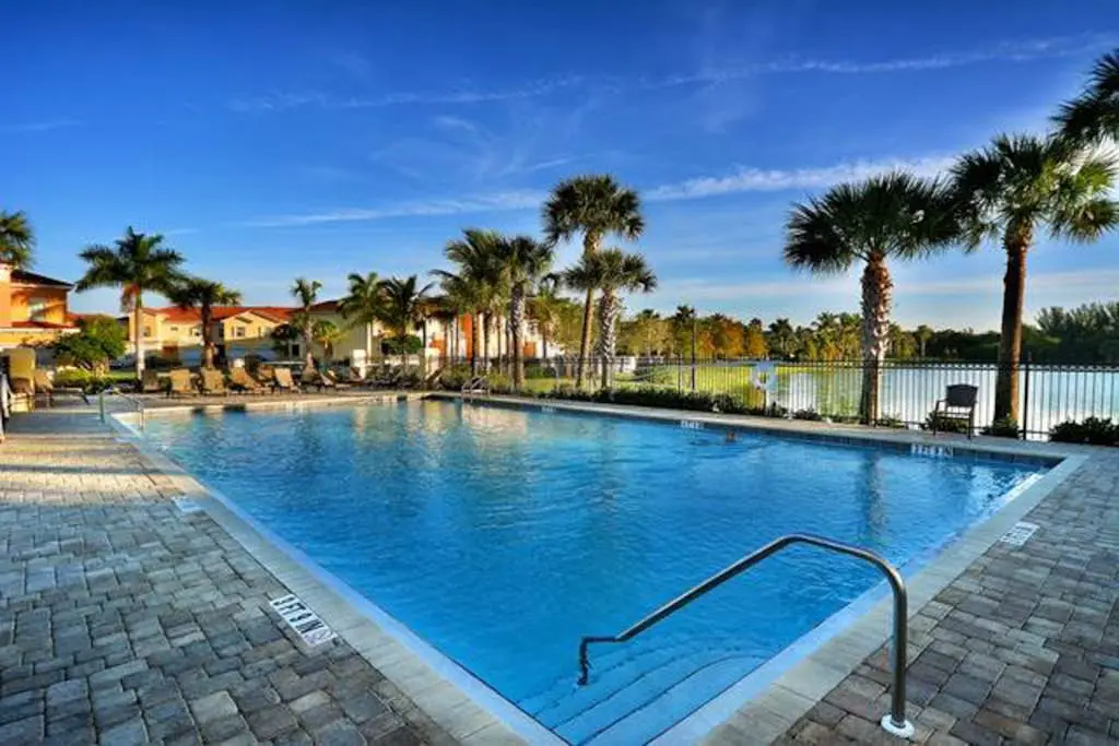 The Sail Harbor - Spinnaker Townhome