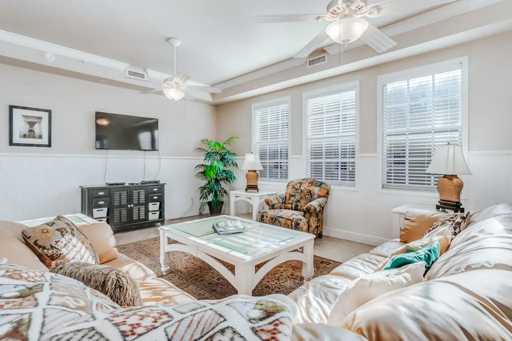 Whitecap Condo Beach View Splendor