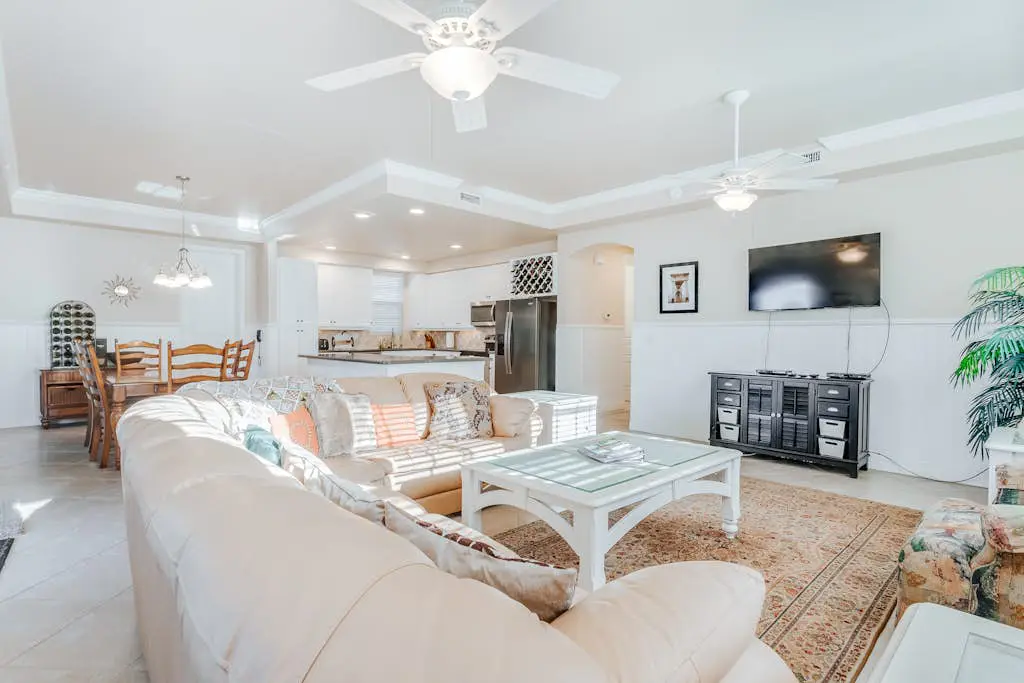 Whitecap Condo Beach View Splendor