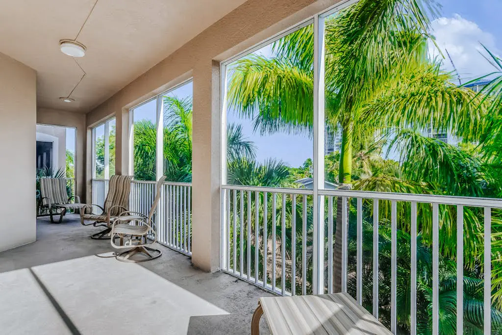 Whitecap Condo Beach View Splendor