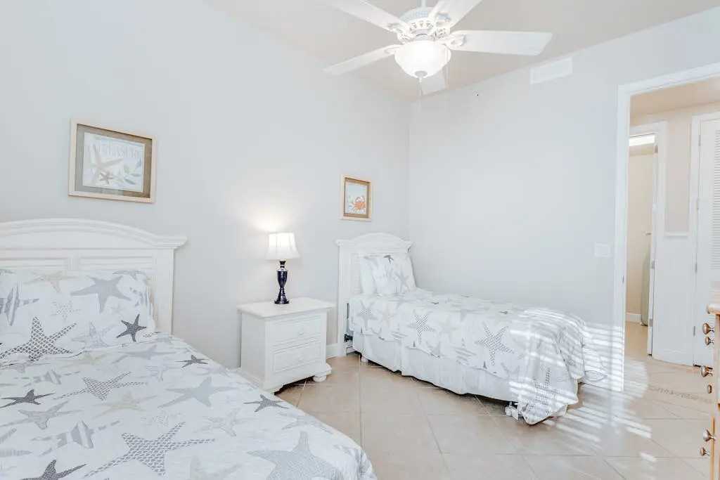 Whitecap Condo Beach View Splendor