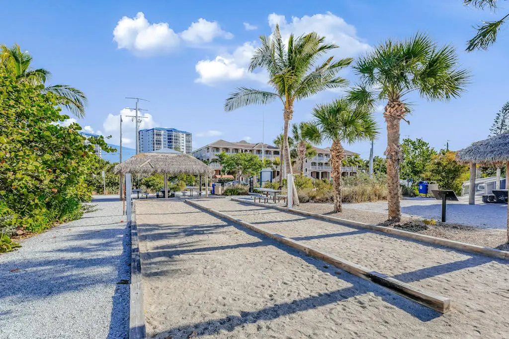 Whitecap Condo Beach View Splendor