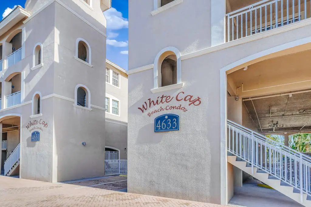 Whitecap Condo Beach View Splendor