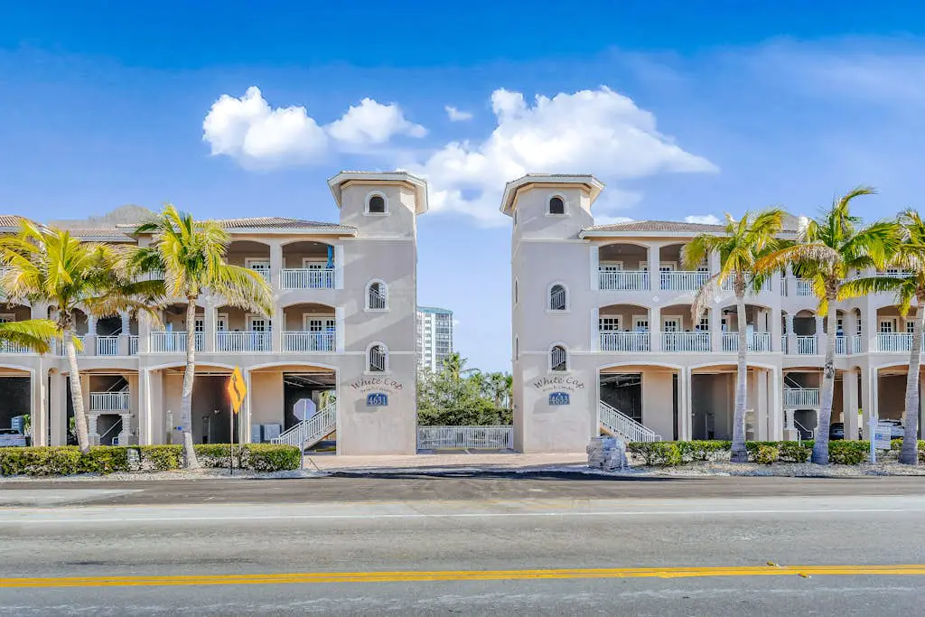 Whitecap Condo Beach View Splendor