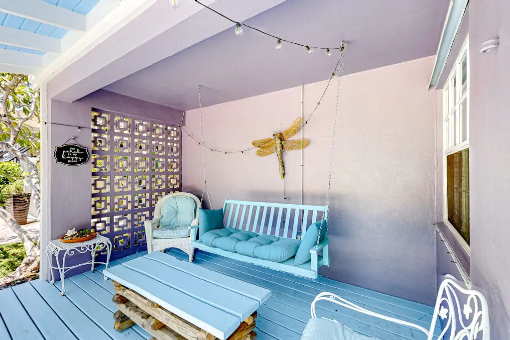 Purple Pelican Cottage