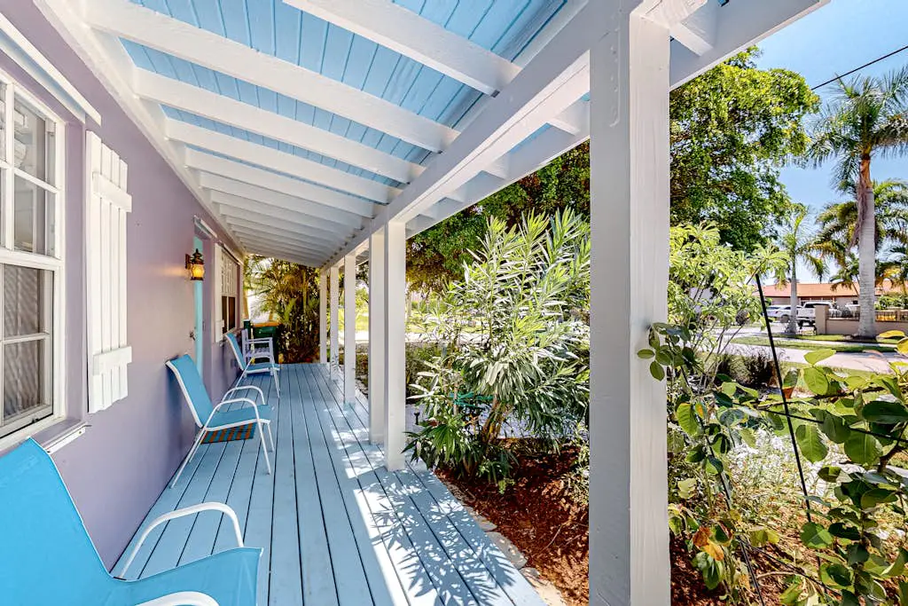 Purple Pelican Cottage