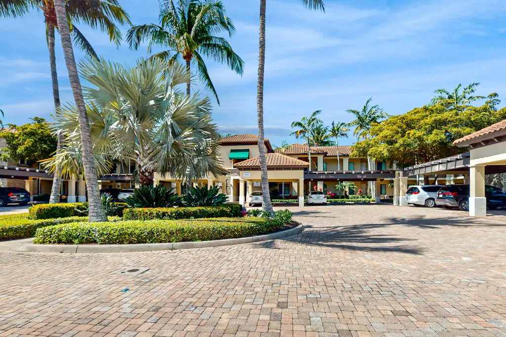 The Cottages at Naples Bay Resort