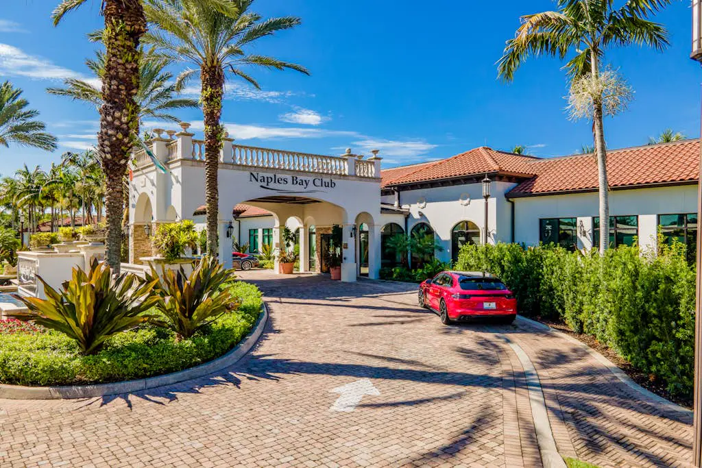 The Cottages at Naples Bay Resort