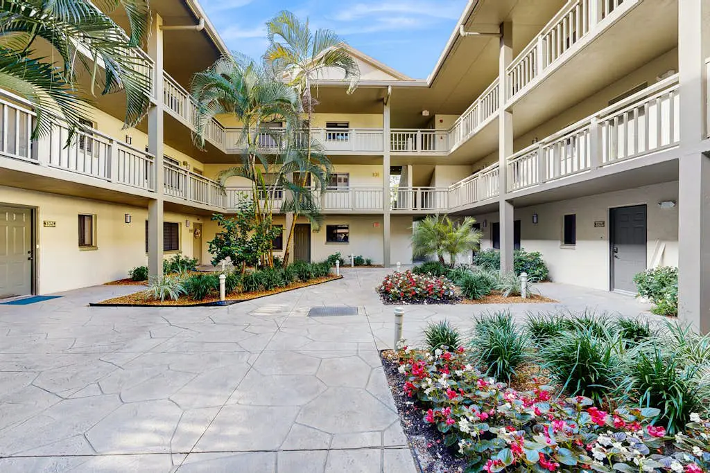 Wild Pines 304