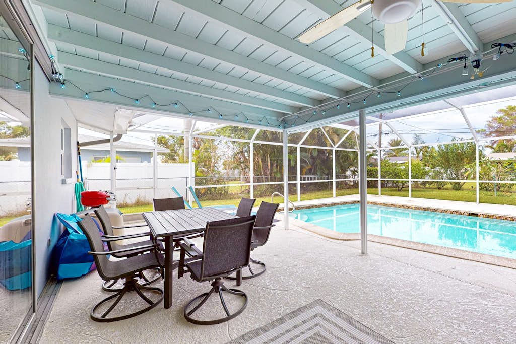 Gorgeous coastal home with private pool and close to everything