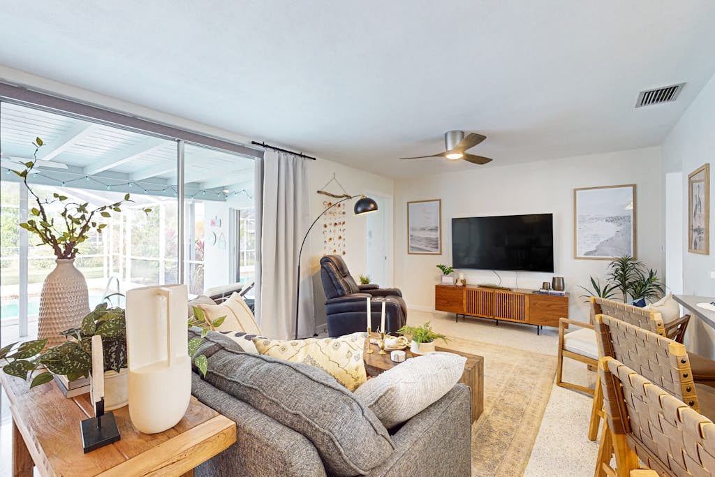 Gorgeous coastal home with private pool and close to everything