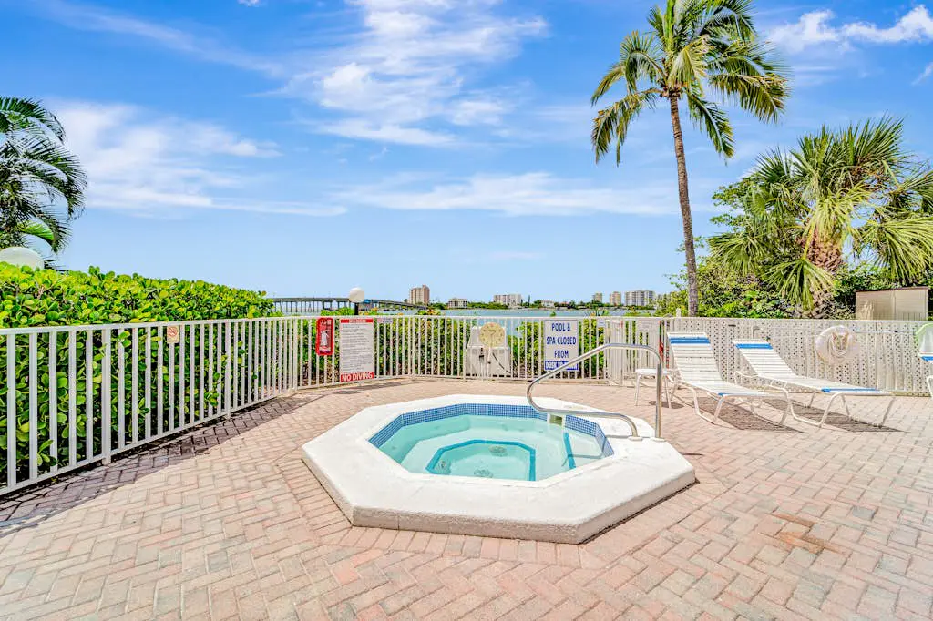 Cozy on Lover's Key