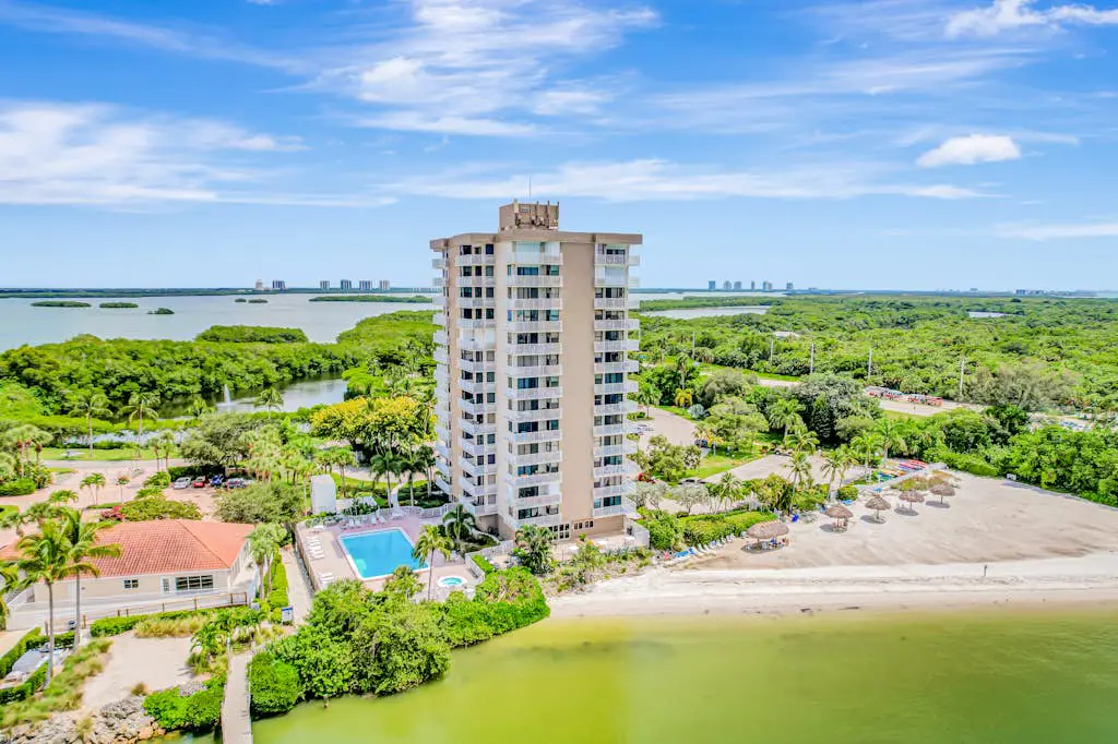 Cozy on Lover's Key