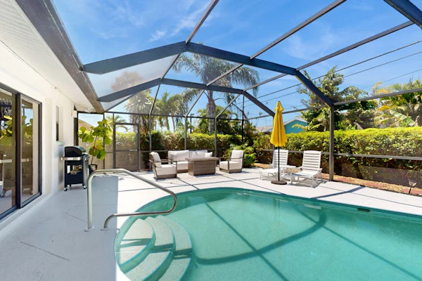 Pet-Friendly home with private pool, enclosed yard, fire pit and bikes