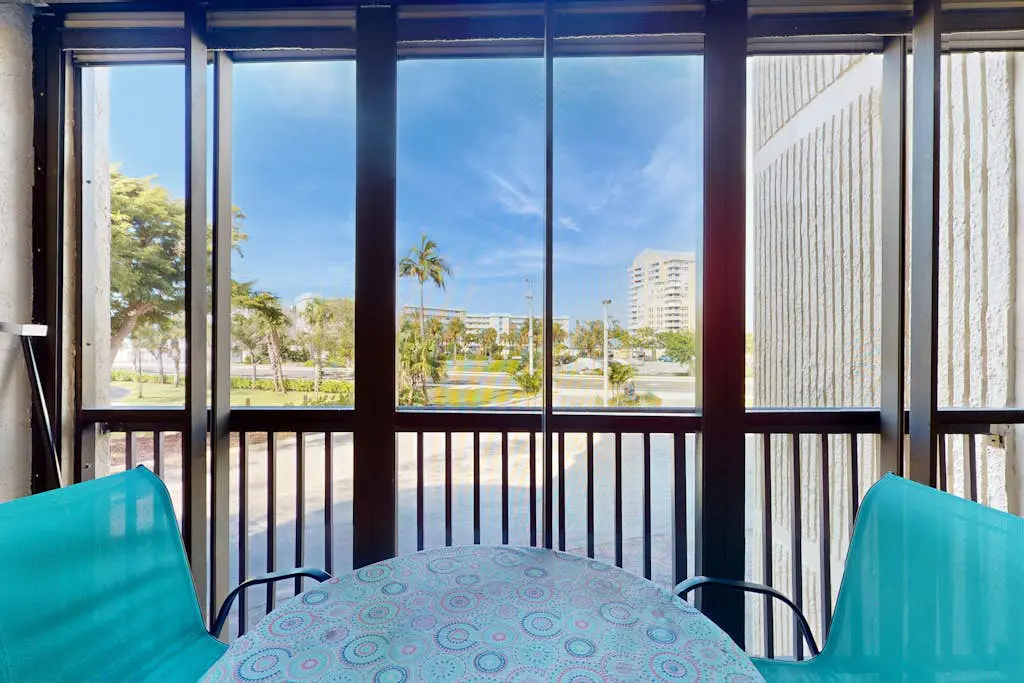 Santa Maria Condo 102