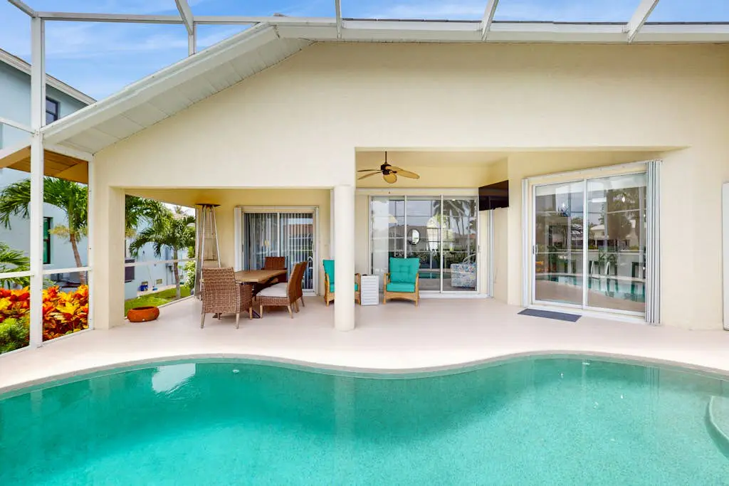 Paradise Palms Retreat