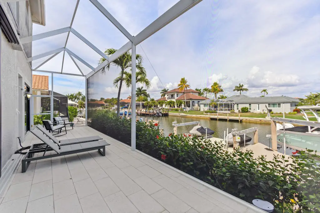 Sweet Waterfront Retreat