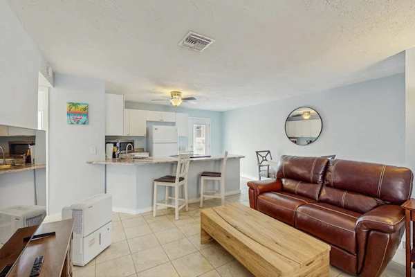 Dog-Friendly Quadruplex w/Snowbird Discounts and Private Beach Access