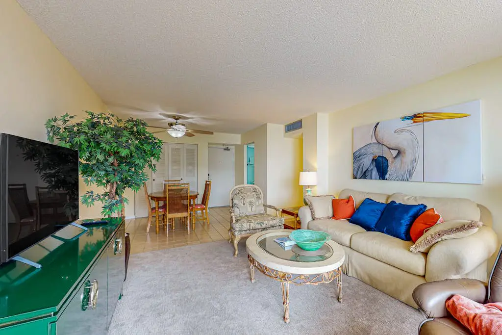 Seaview Court