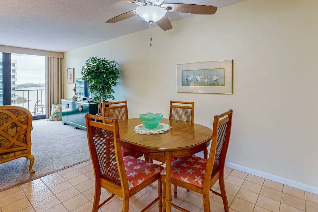 Seaview Court