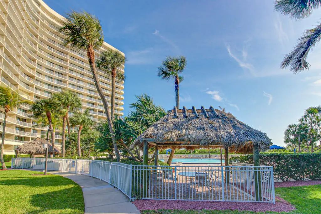 Seaview Court