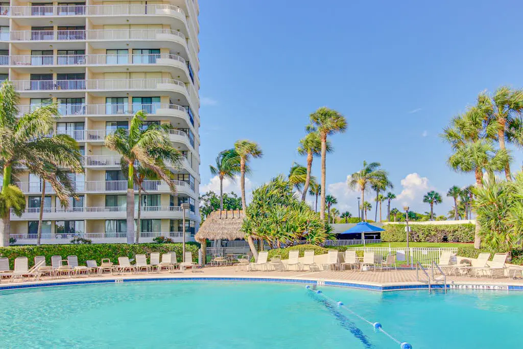 Seaview Court