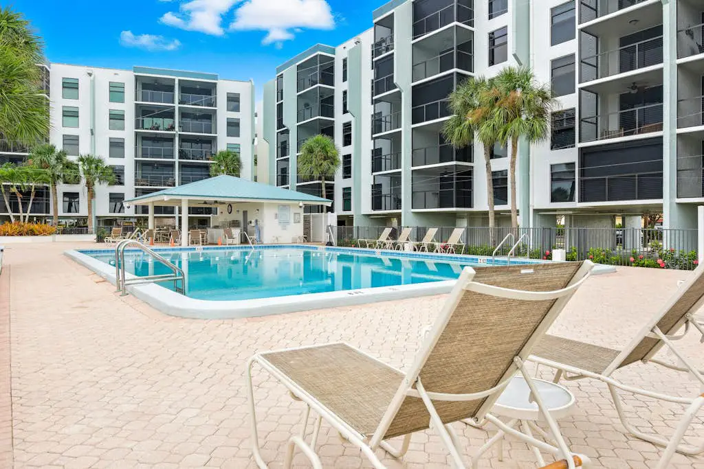 Retreat, Relax, & Repeat in Riverside