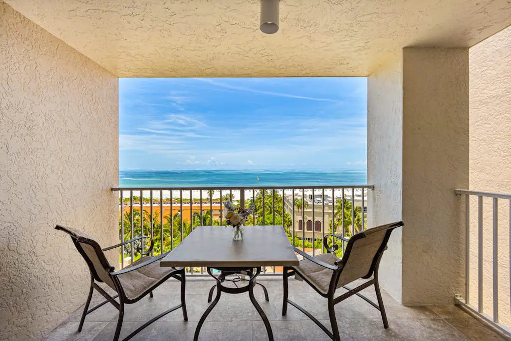 Seashells and Sunshine Marco Beach Ocean Resort Condominiums #1105