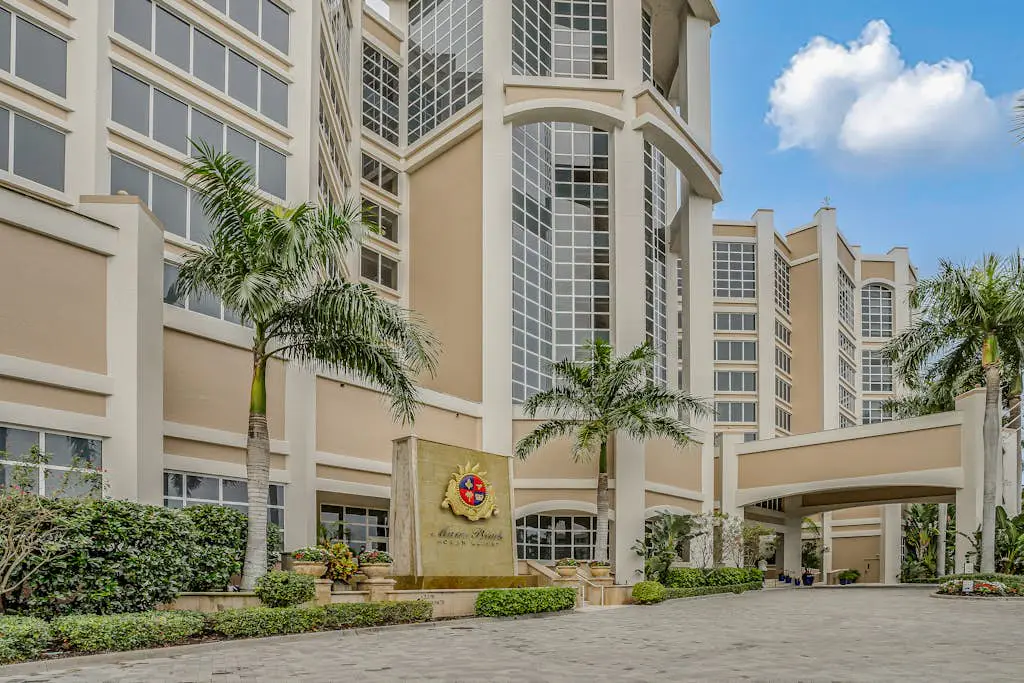 Seashells and Sunshine Marco Beach Ocean Resort Condominiums #1105