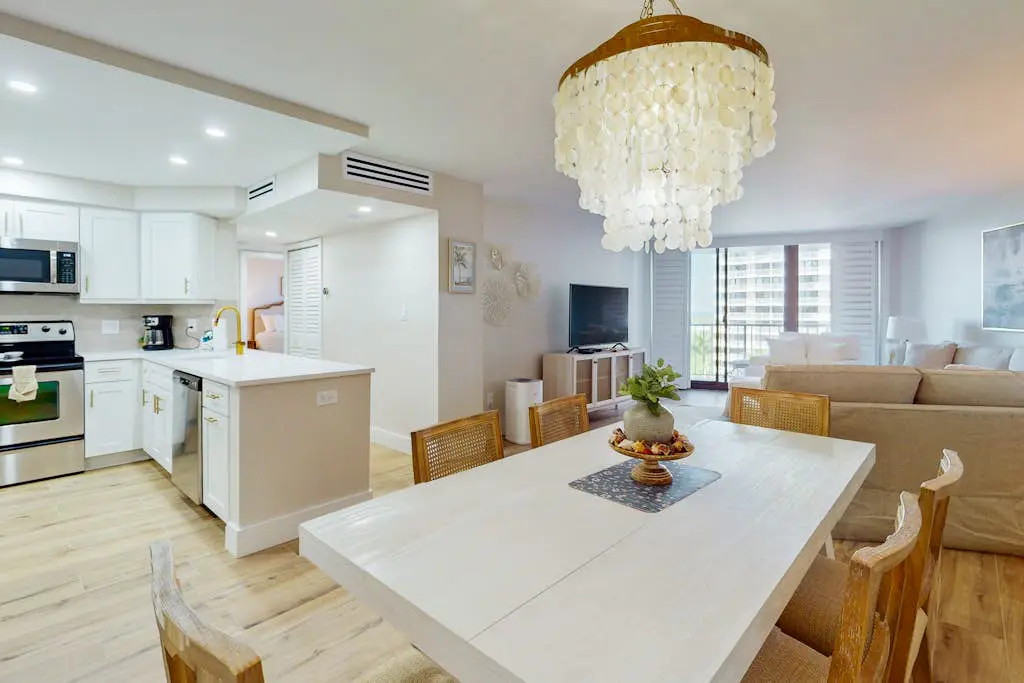 Fully Renovated - Seaview Suite