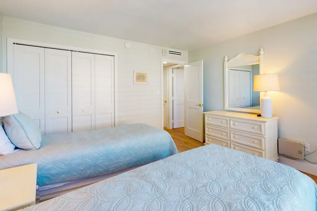 Fully Renovated - Seaview Suite