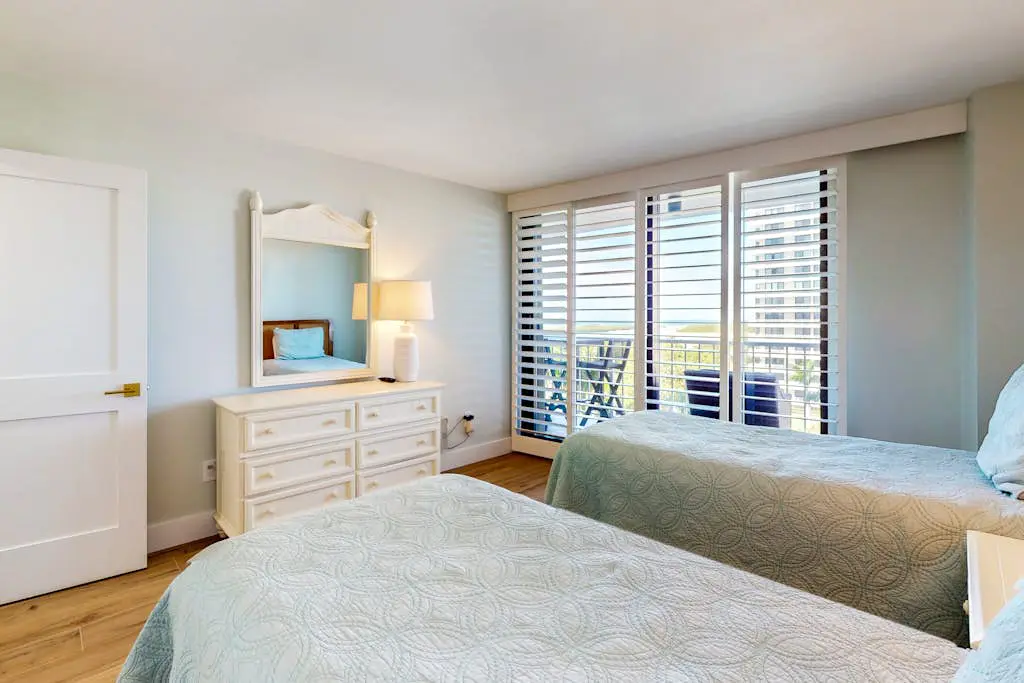 Fully Renovated - Seaview Suite