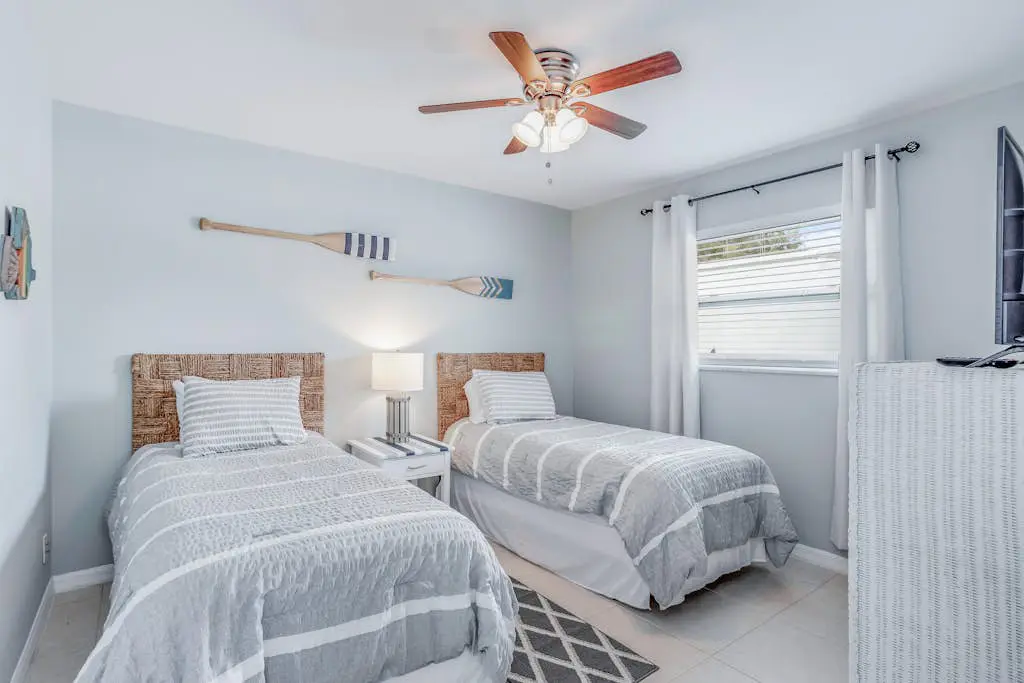 Sunny Downtown Bungalow