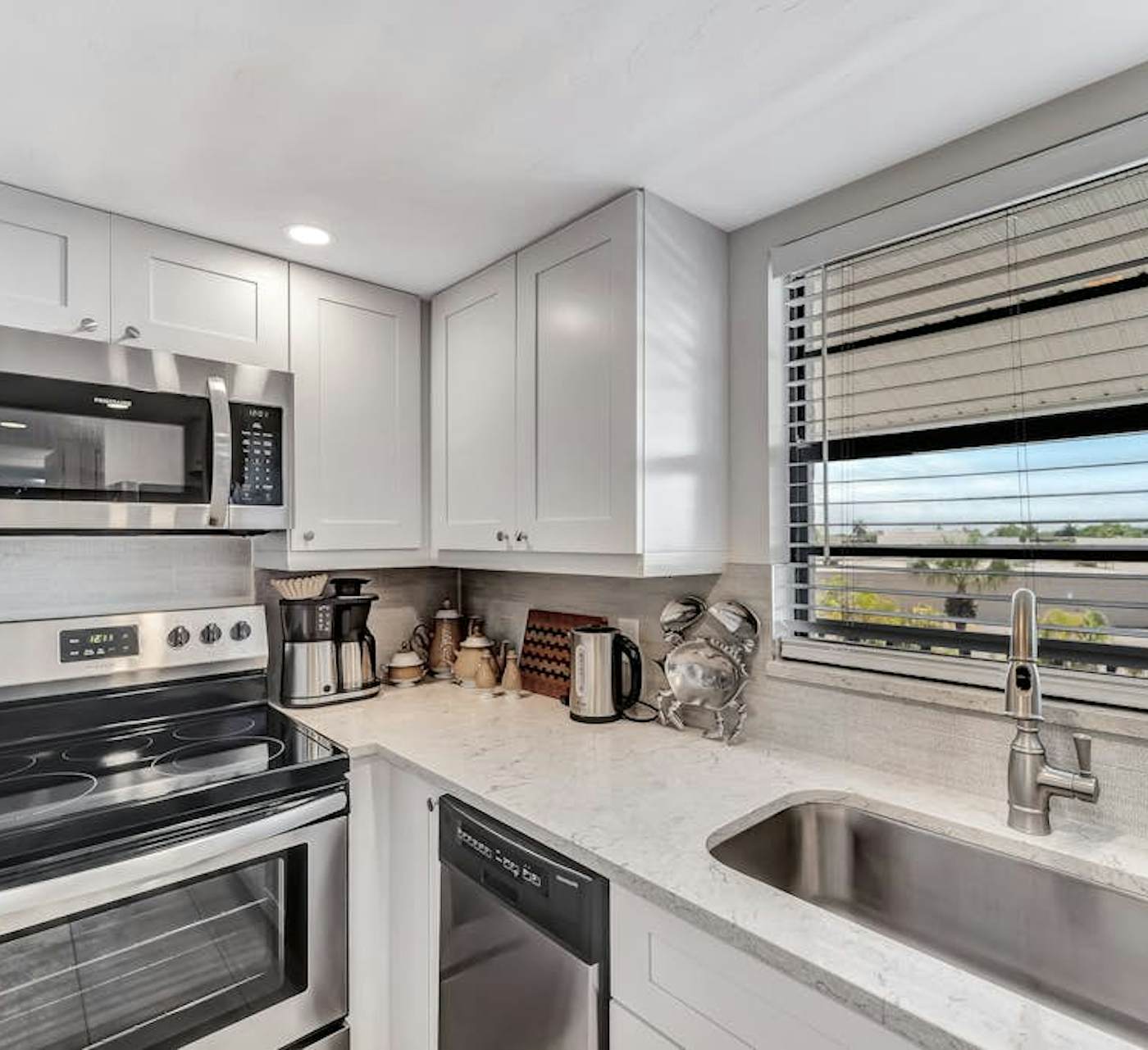 A Foot in the Shore | 2 Bed Naples, FL Condo