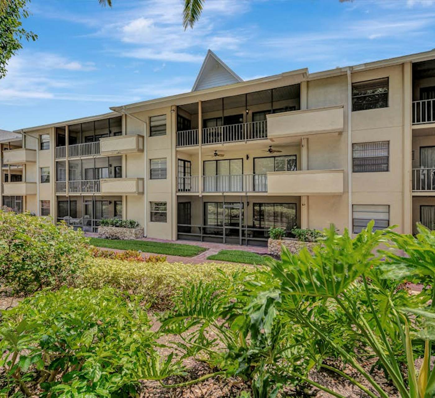 A Foot in the Shore | 2 Bed Naples, FL Condo