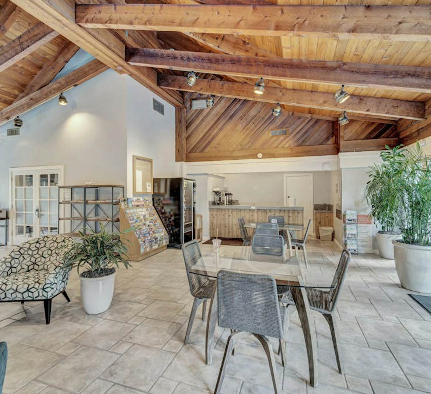 A Foot in the Shore | 2 Bed Naples, FL Condo