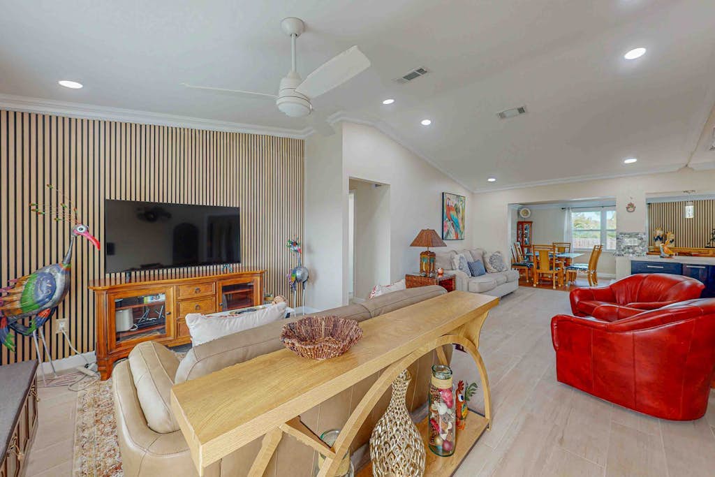 NEW POOL: Dog-friendly home close to Gulf with fenced yard, snowbirds friendly