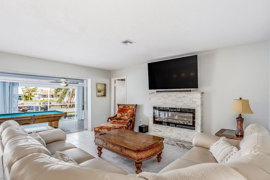 Snowbird Paradise w/Pool, Game Room & Pet-Friendly