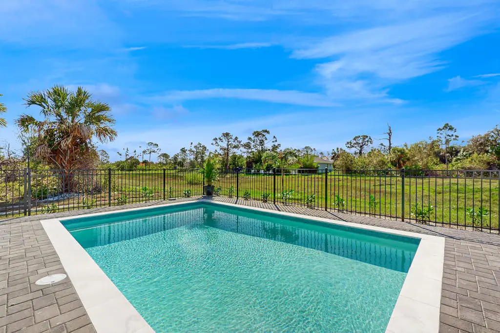 Sunny Pines Retreat