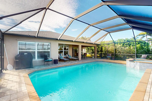 Beautiful Lakefront Home with Private Pool/Spa, Furnished Lanai, Grill, & WiFi