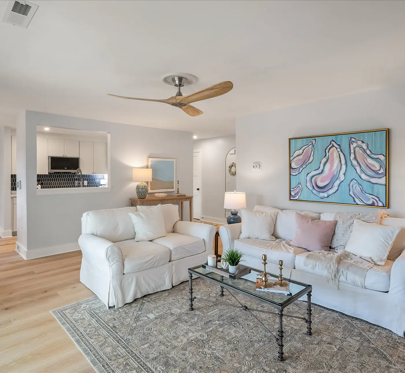 Modern, Dog-Friendly Marsh Retreat