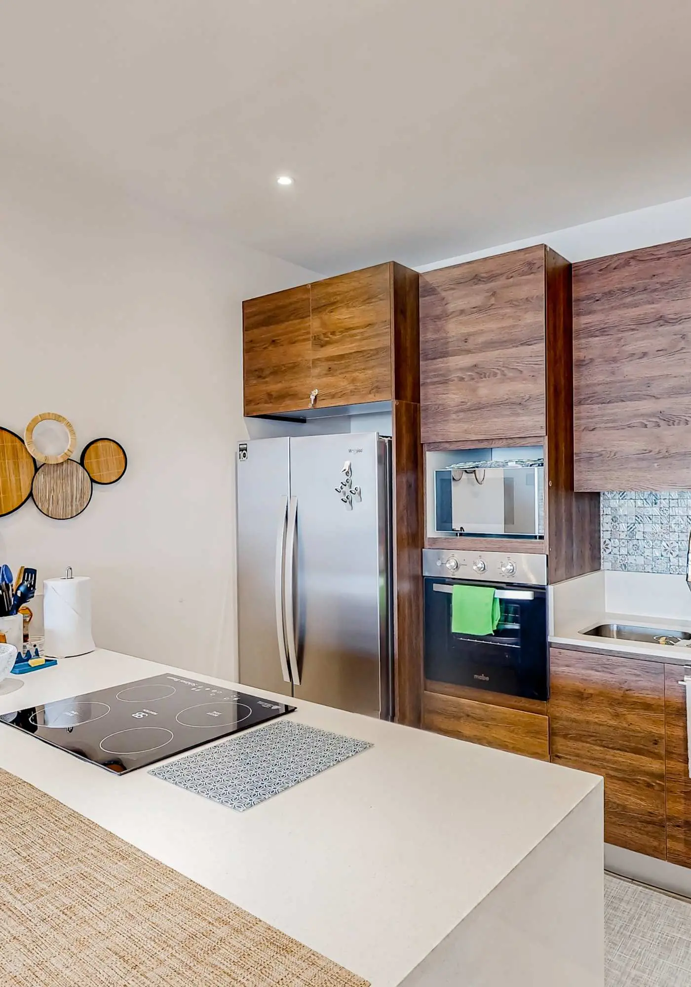 Stunning 2 BR - Pool - Awesome amenities