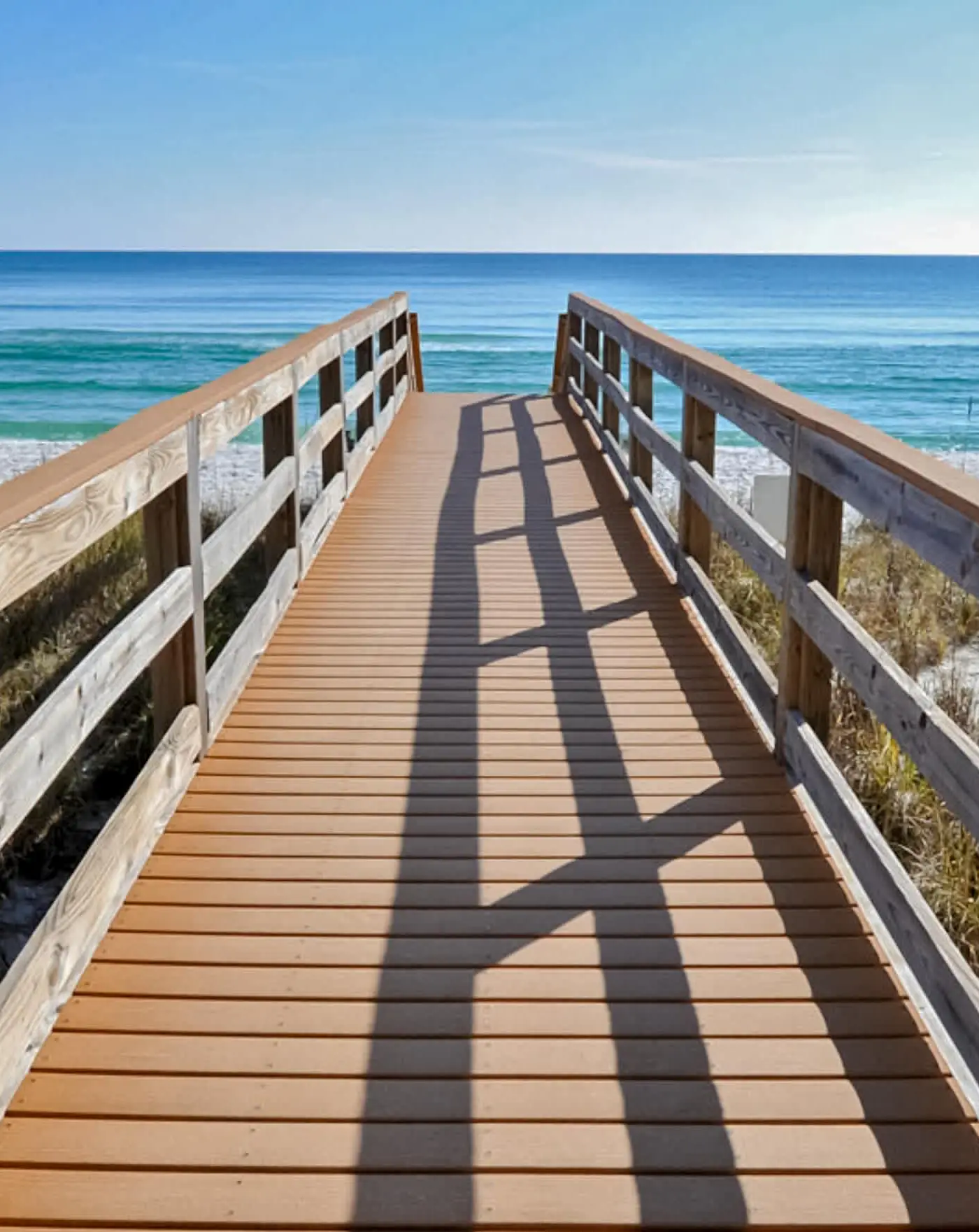 11th-floor oceanfront condo with pool, Gulf & pier views with laundry!