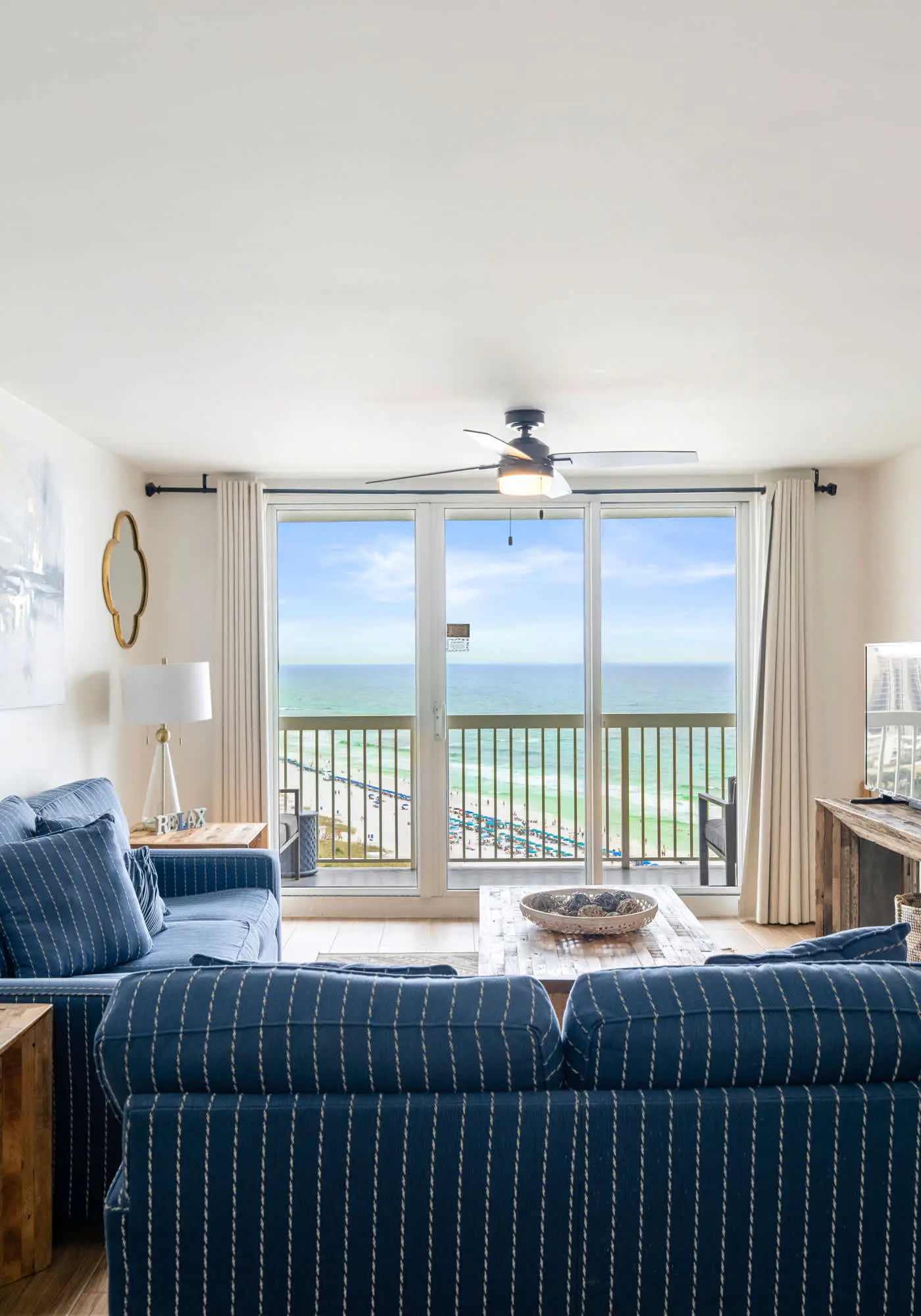Gulf front condo with resort amenities, steps to the beach
