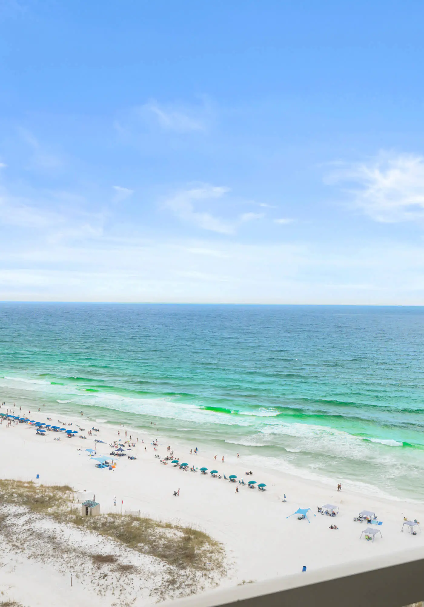 Gulf front condo with resort amenities, steps to the beach