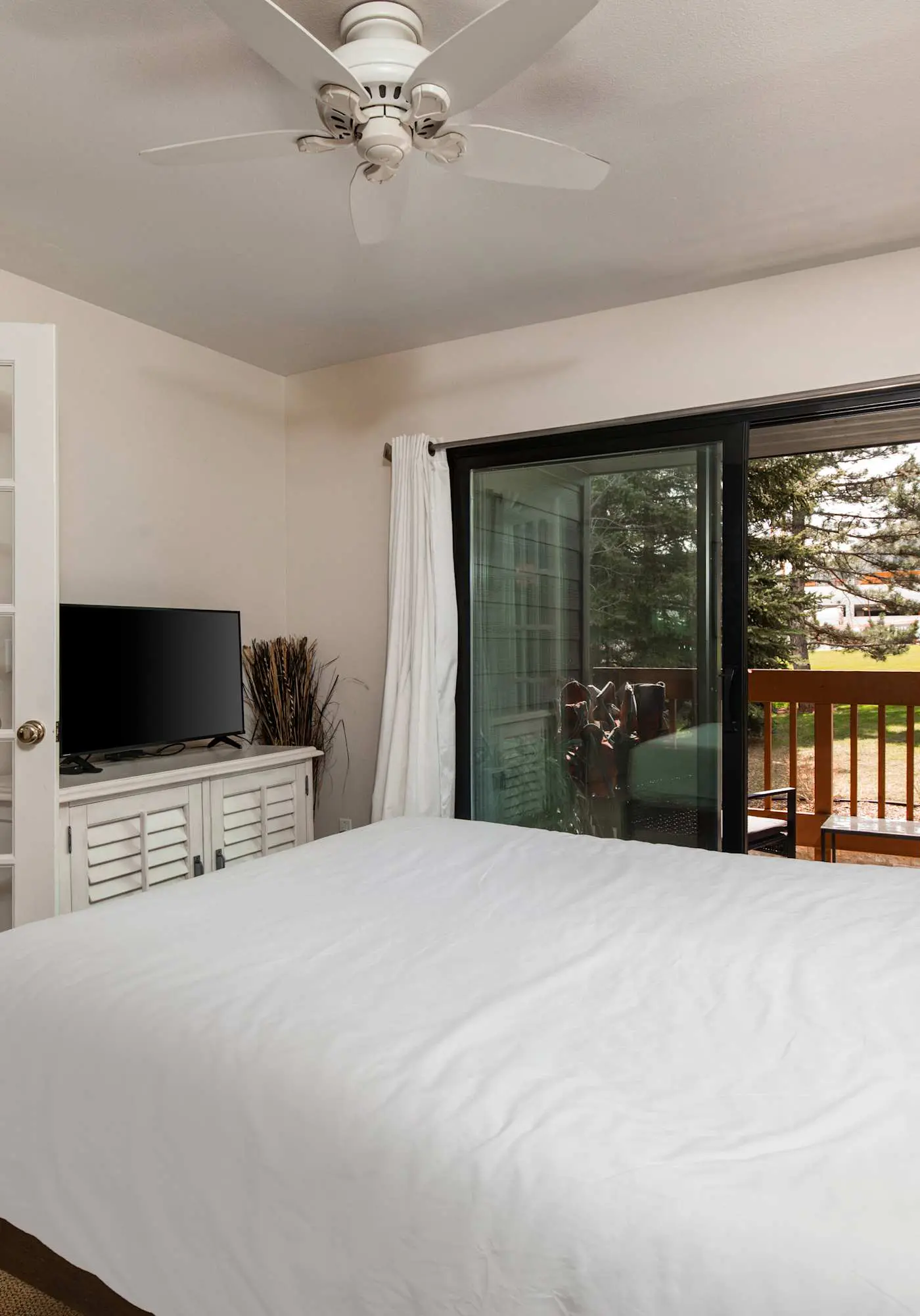 3BR Townhouse with Loft - Walk to Ski Lifts