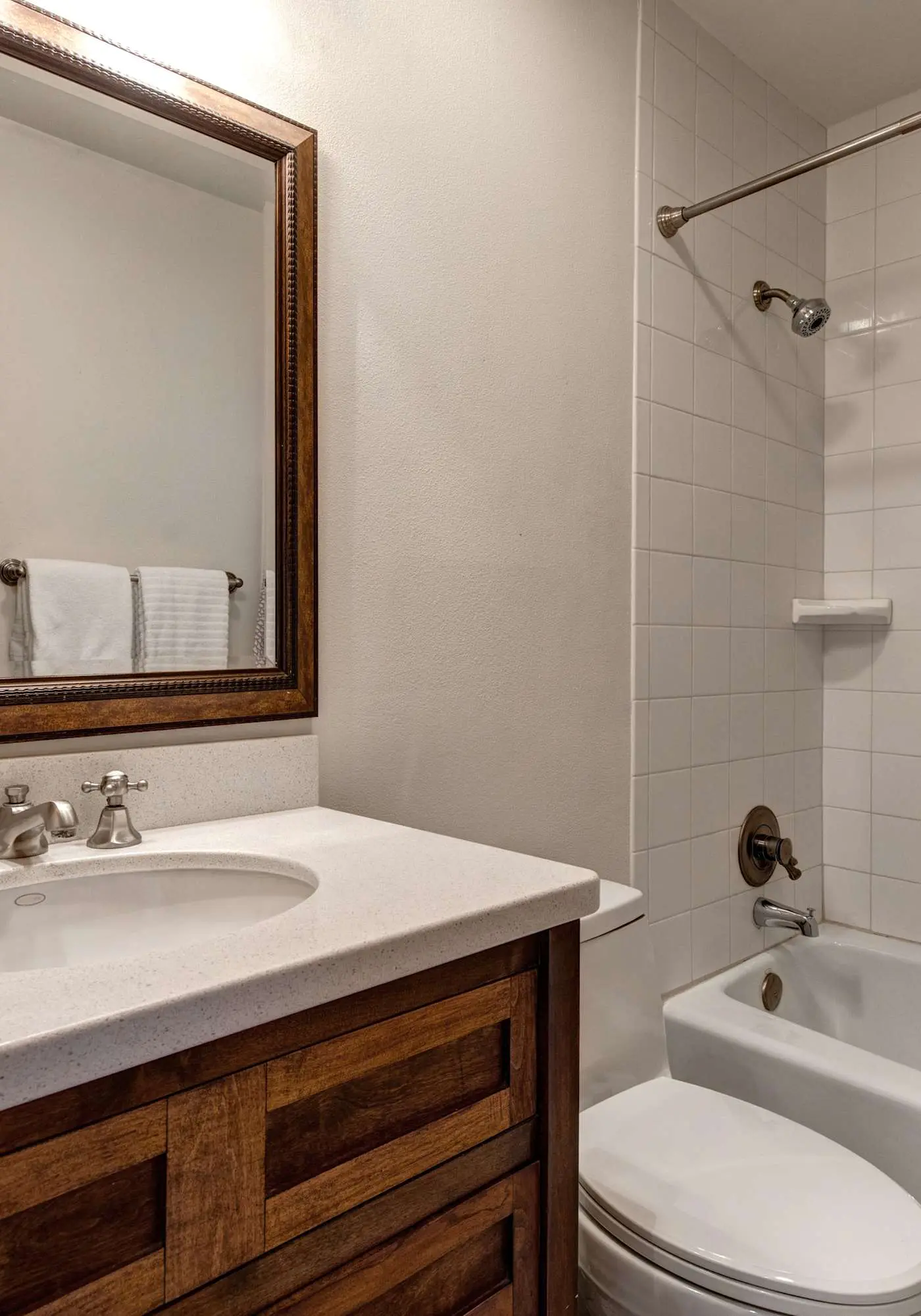 3BR Townhouse with Loft - Walk to Ski Lifts