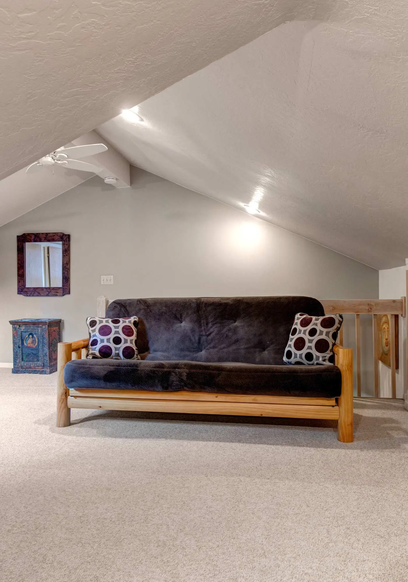 3BR Townhouse with Loft - Walk to Ski Lifts