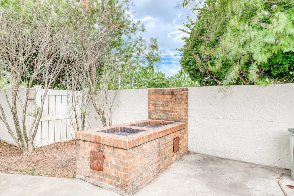 Gulf-view condo with central AC, WiFi, laundry, pools, gym & tennis