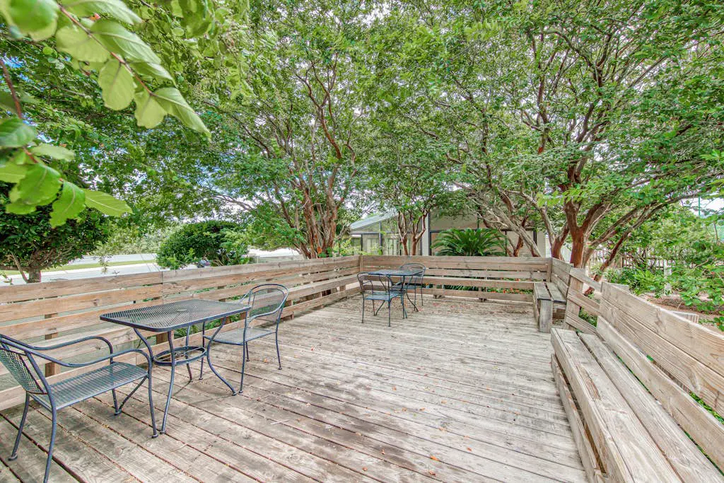 Gulf-view condo with central AC, WiFi, laundry, pools, gym & tennis